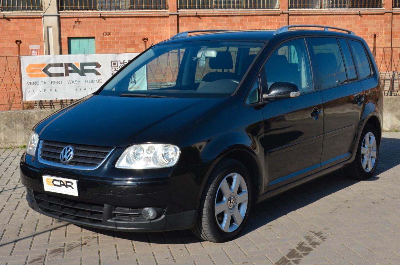 Volkswagen Touran 2.0 TDI 136CV Highline