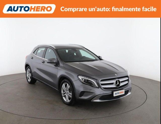 MERCEDES-BENZ GLA 200 d Automatic Sport