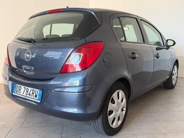 OPEL Corsa 1.2 5 porte Cosmo