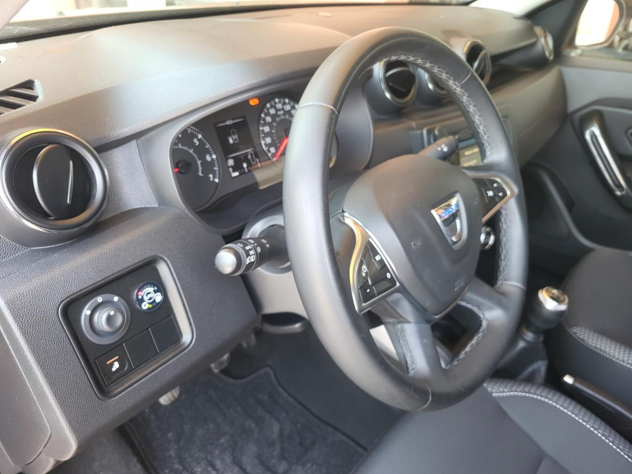 Dacia Duster 1.6 SCe GPL 4x2 Prestige