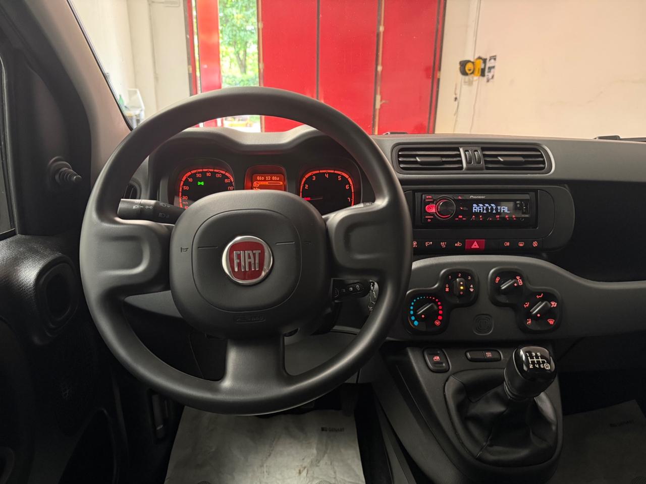 Fiat Panda 1.0 FireFly S&S Hybrid soli 17 MILA KM NEOPATENTATI