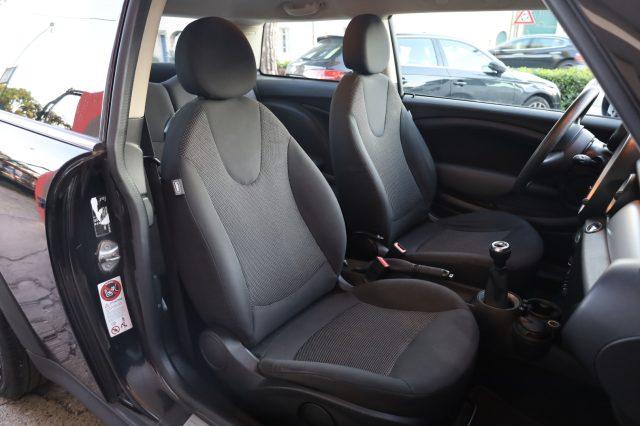 MINI One 1.6 16V One (55kW) 17" Ideale per NEOPATENTATI