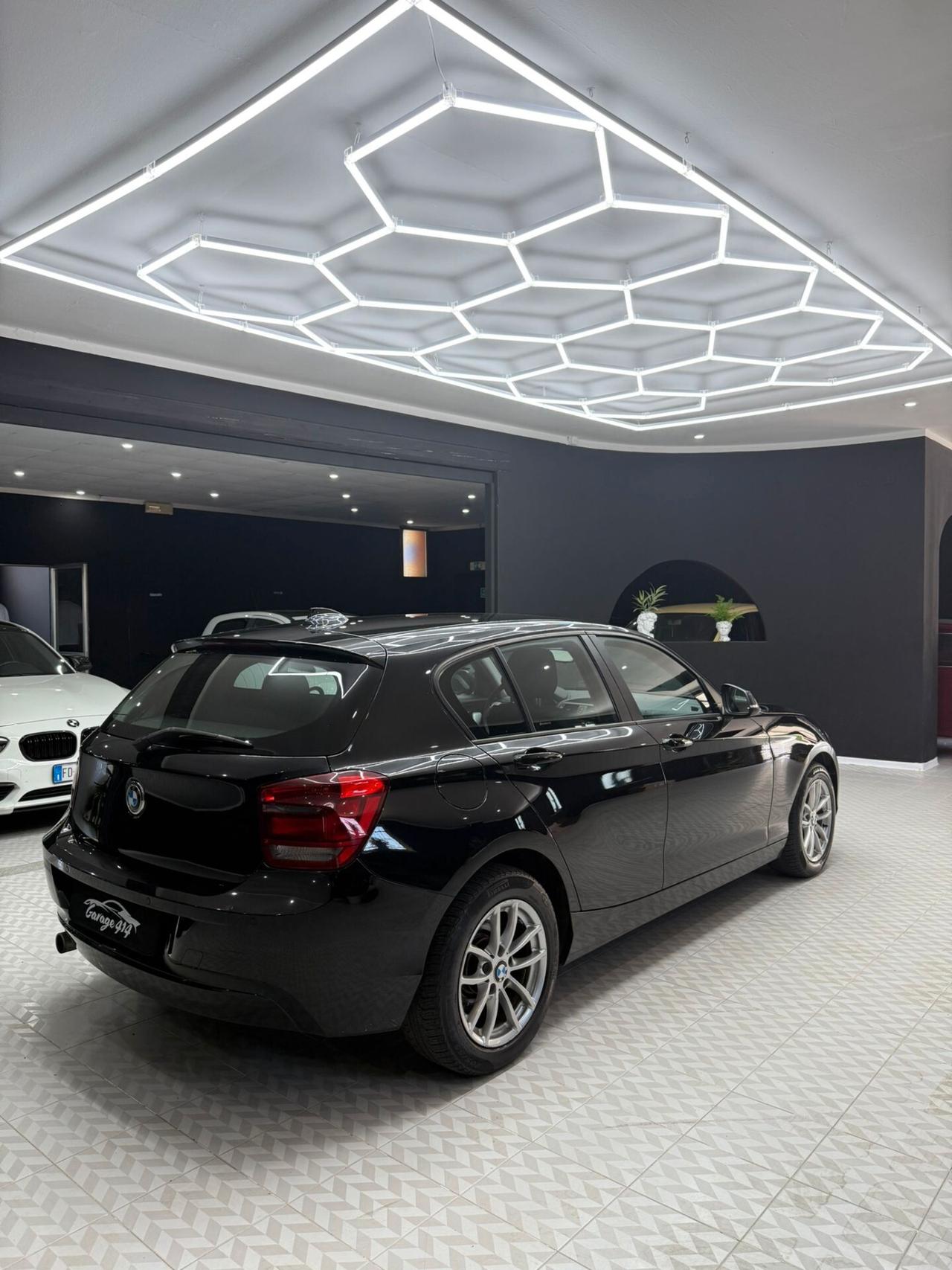 Bmw 114 114d 5p. Unique