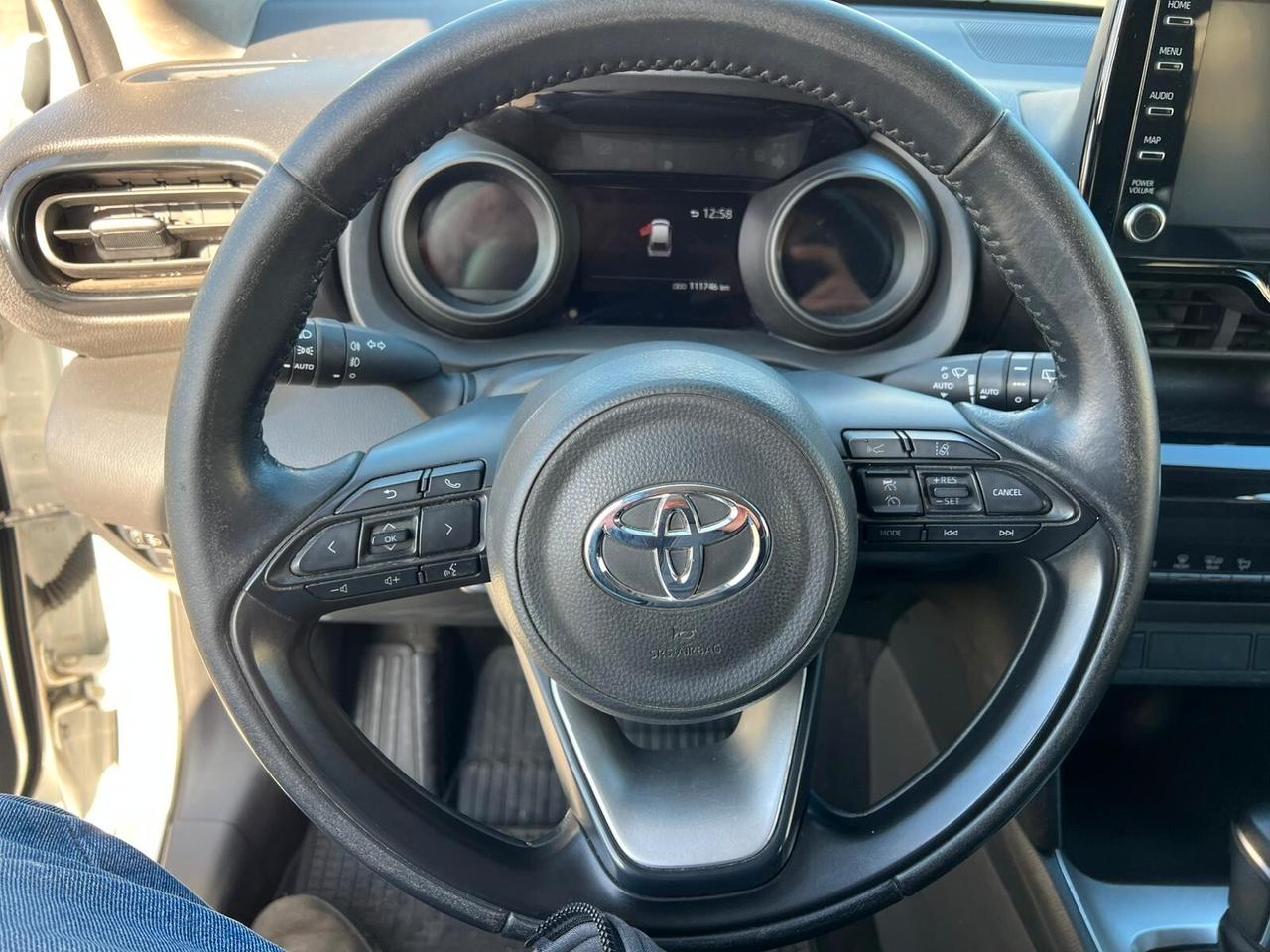 Toyota Yaris Cross 1.5 Hybrid 5p. E-CVT Business