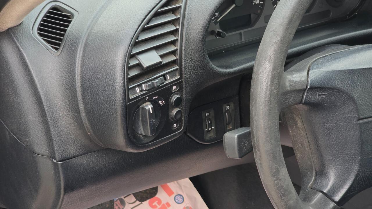 Bmw 316i E36 cat 4 porte GPL