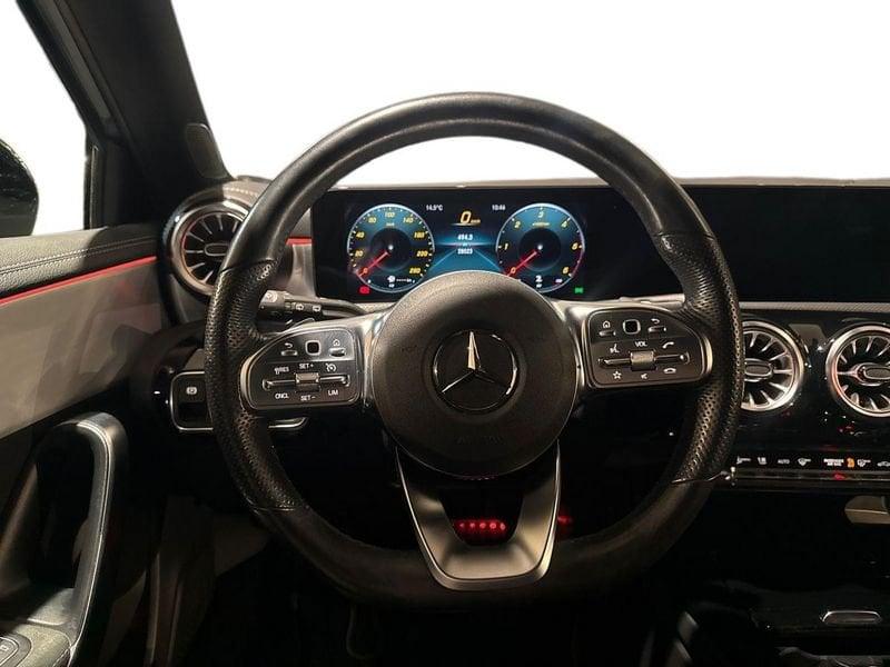 Mercedes-Benz Classe A A 180 d Premium Night edition Plus auto