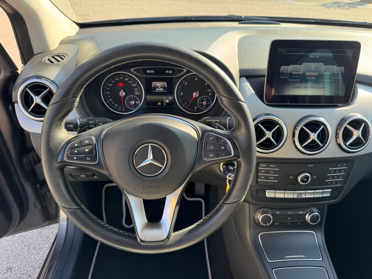 Mercedes-benz B 200 d Automatic Sport