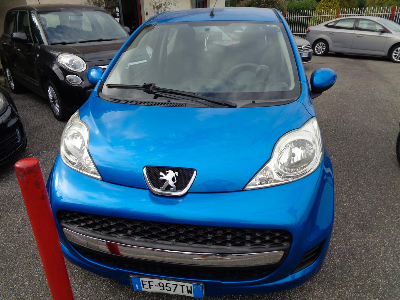 Peugeot 107 1.0 68CV 3p. Plaisir