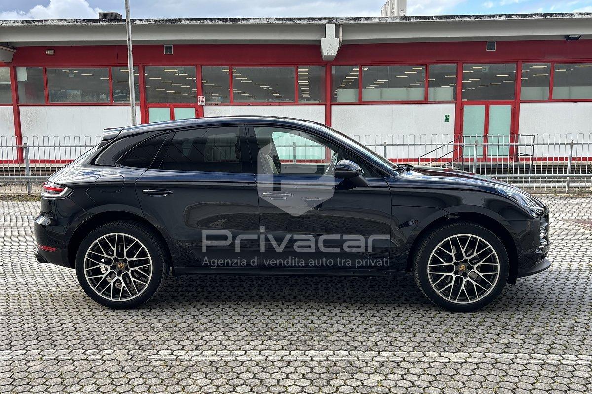 PORSCHE Macan 2.0