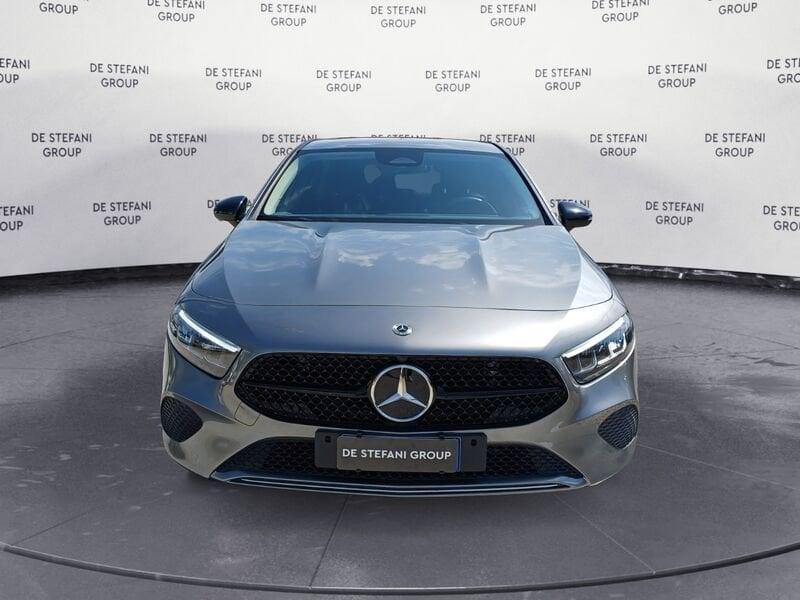Mercedes-Benz Classe A A 180 d Progressive Advanced NIGHT-PACK