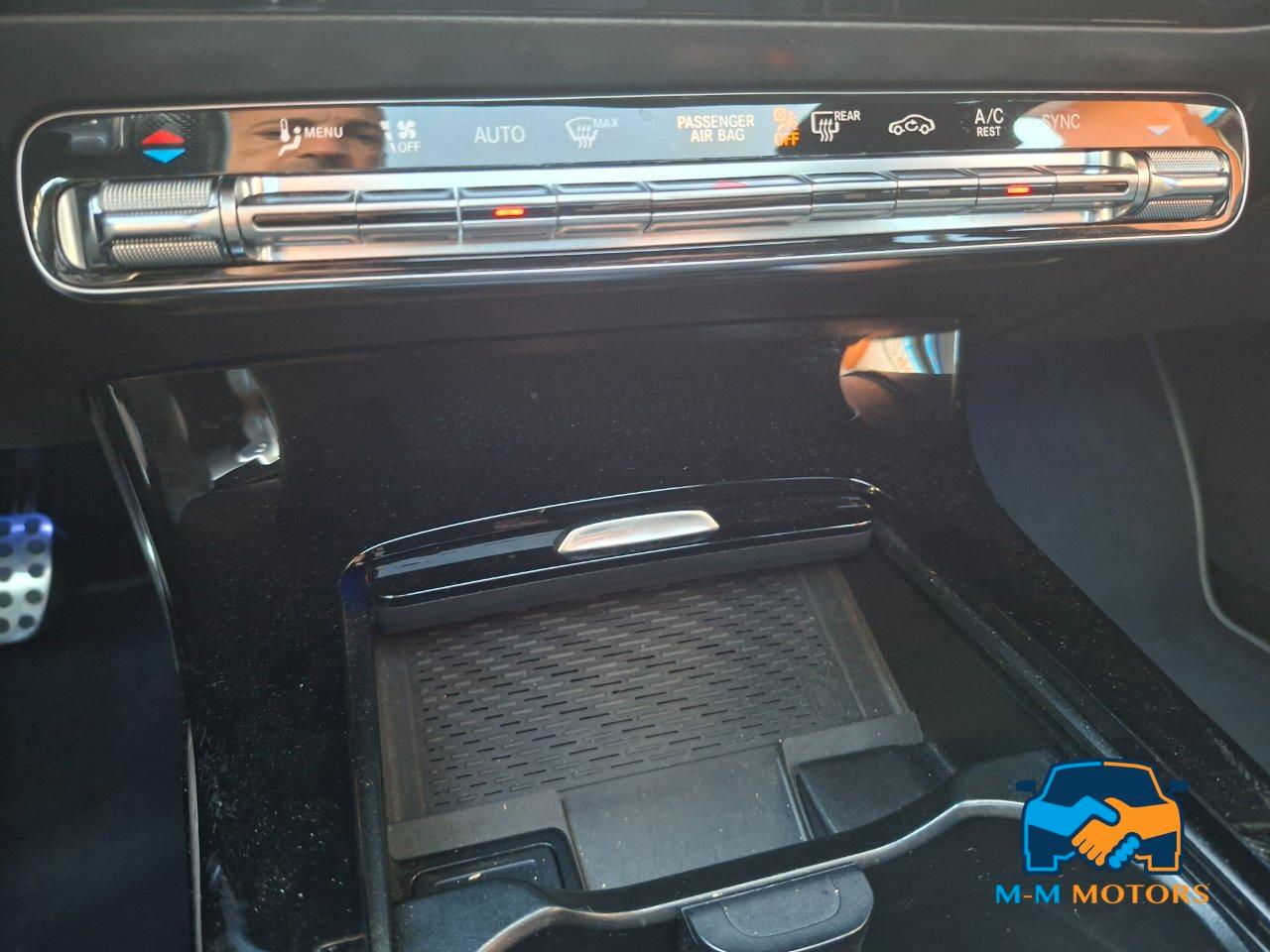 Mercedes CLA Shooting Brake 200 d Night edition auto