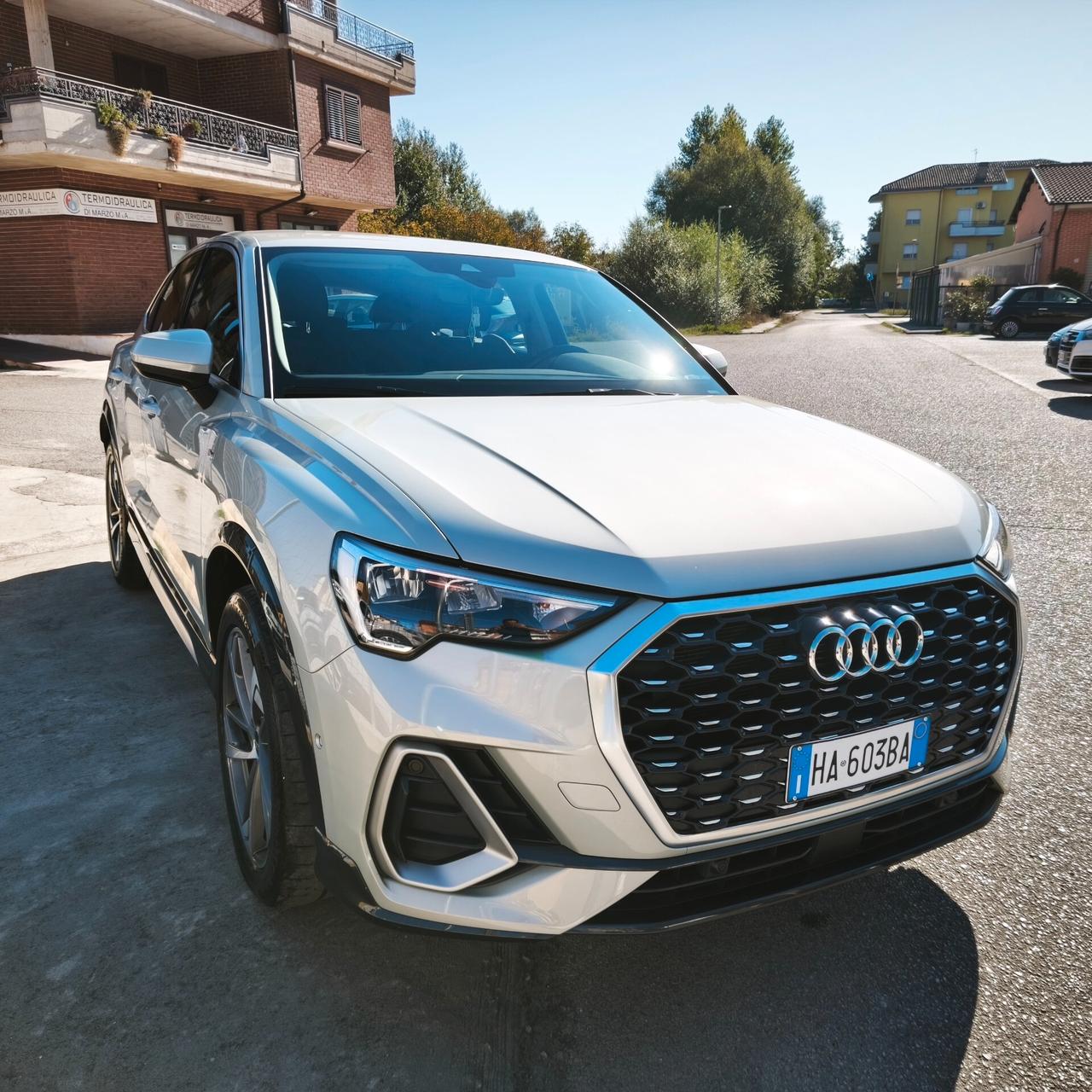 Audi Q3 35 TFSI S tronic line edition