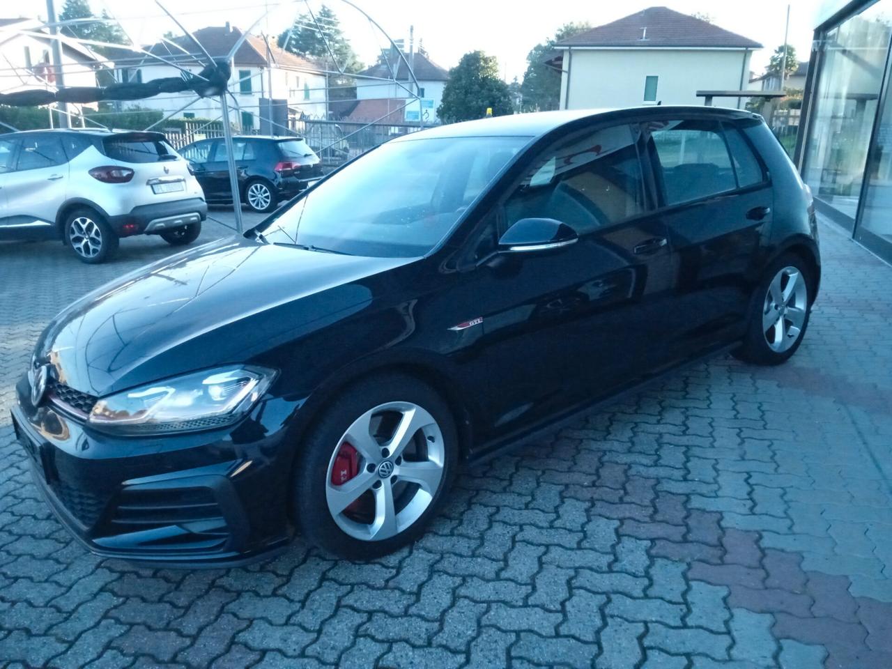 Volkswagen Golf GTI PERFORMANCE FULL LED VIRTUAL KOPTIT APPEL CAR PLAY SENS PARK NAVY IN ARRIVO OPZIONABILE