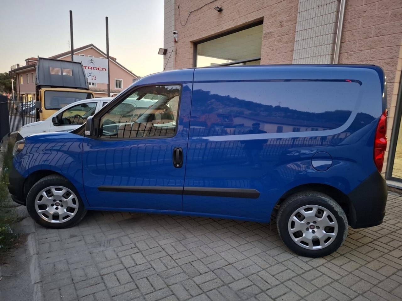 FIAT DOBLO CARGO CH1 LOUNGE