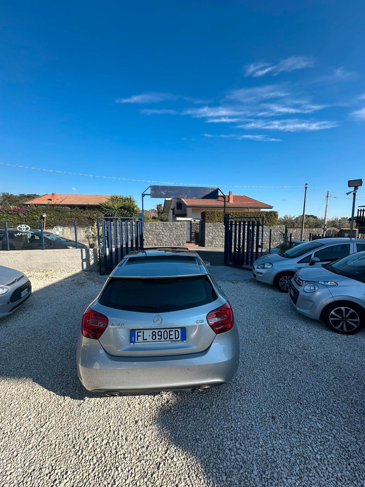 Mercedes-benz A 180 DARK NIGHT EDITION