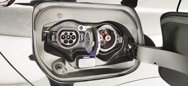 MITSUBISHI Eclipse Cross 2.4 MIVEC 4WD PHEV Instyle SDA Pack 0