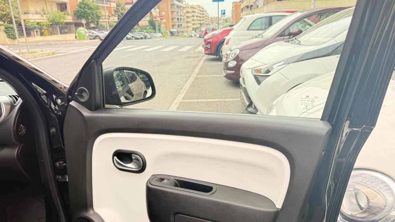 Renault Twingo TCe 90 CV EDC La Parisienne LED PDC BLUETOOTH