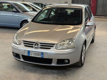 Volkswagen Golf 1.6 16V FSI 5p. Sportline