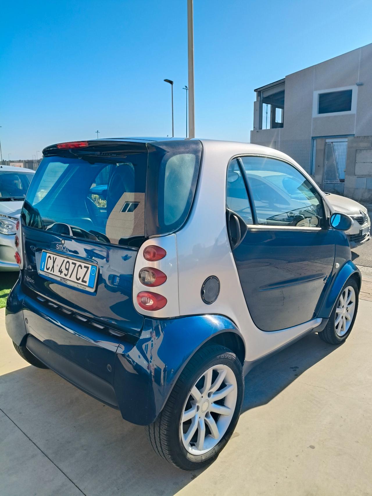 Smart ForTwo 700 coupé pure (45 kW)