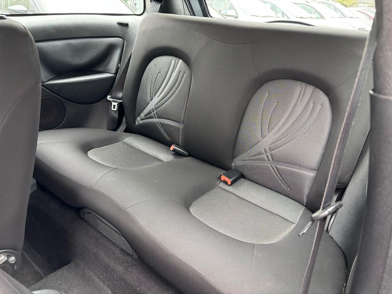 Lancia Ypsilon 1.2 69 CV Unyca OK Neopatentati