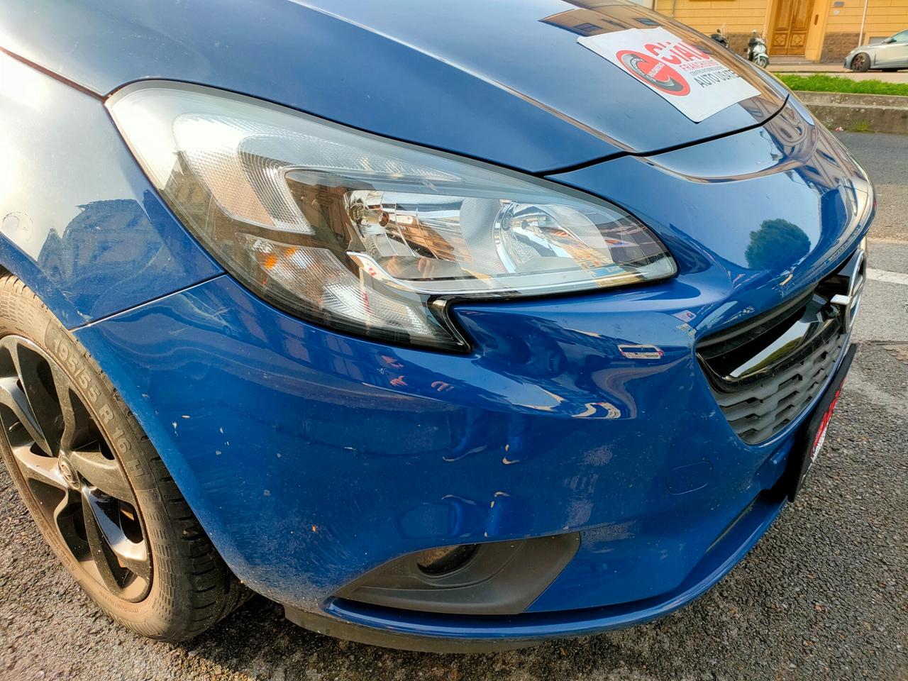 Opel Corsa 1.2 Coupé Black Edition Neopatentati