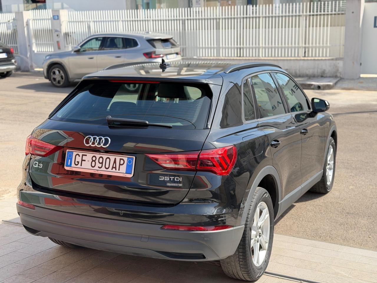 Audi Q3 35 TDI quattro Business-2019 MATRIX/NAVI