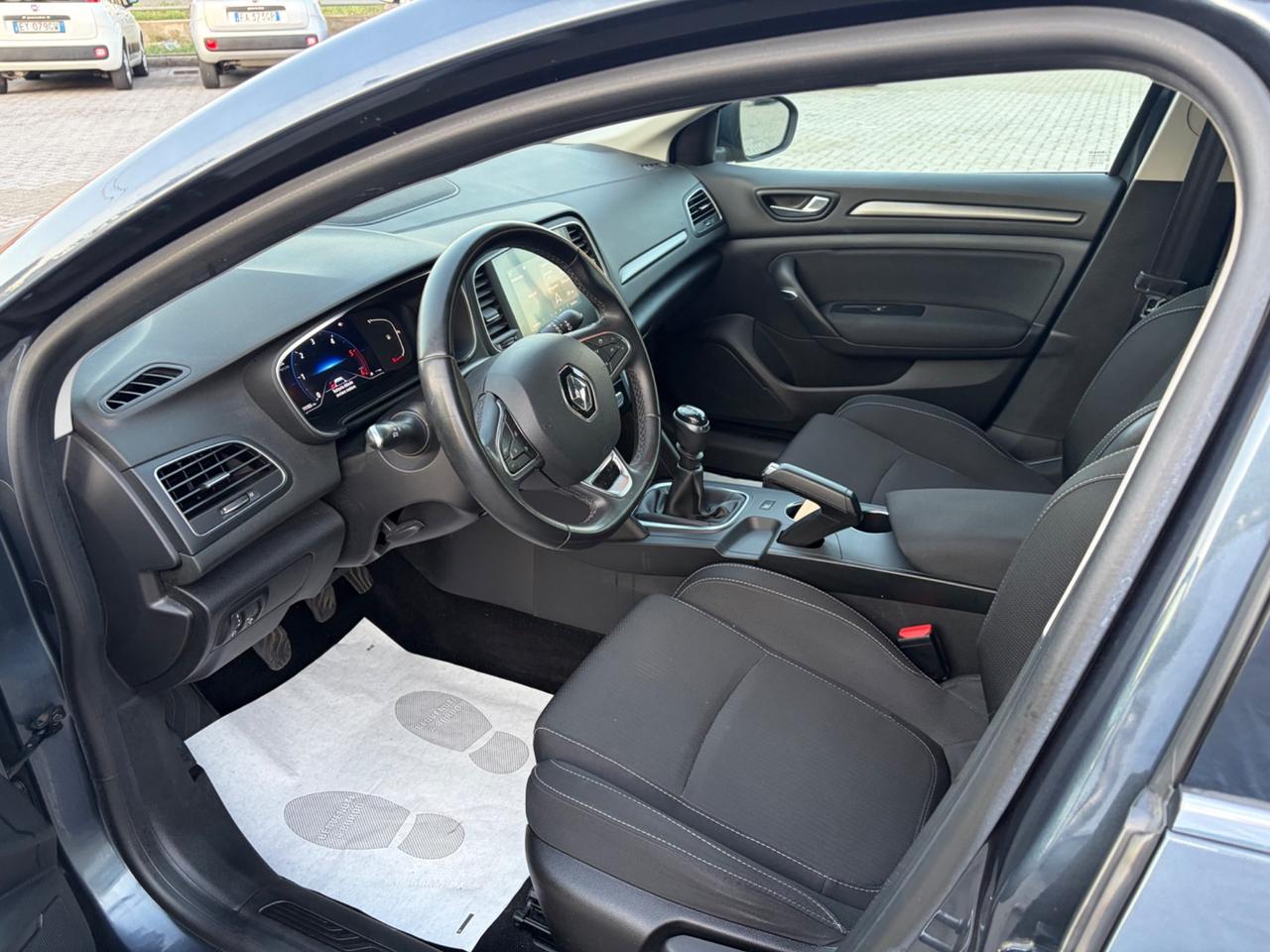 Renault Megane Mégane Sporter Blue dCi 115 CV EDC Business