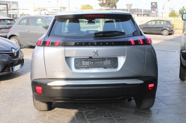 Peugeot 2008 1.2 puretech Active s&s 100cv Con CARPLAY