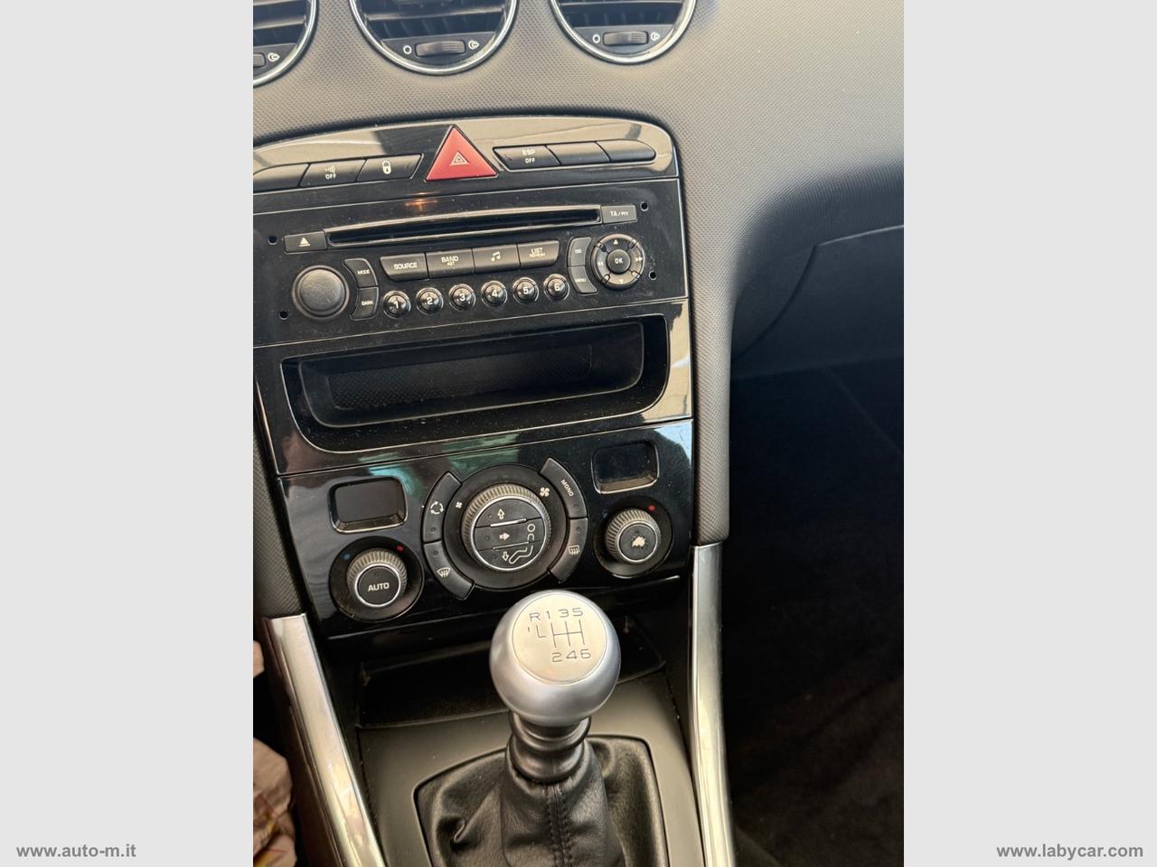 PEUGEOT 308 2.0 HDi 140 CV CC Féline