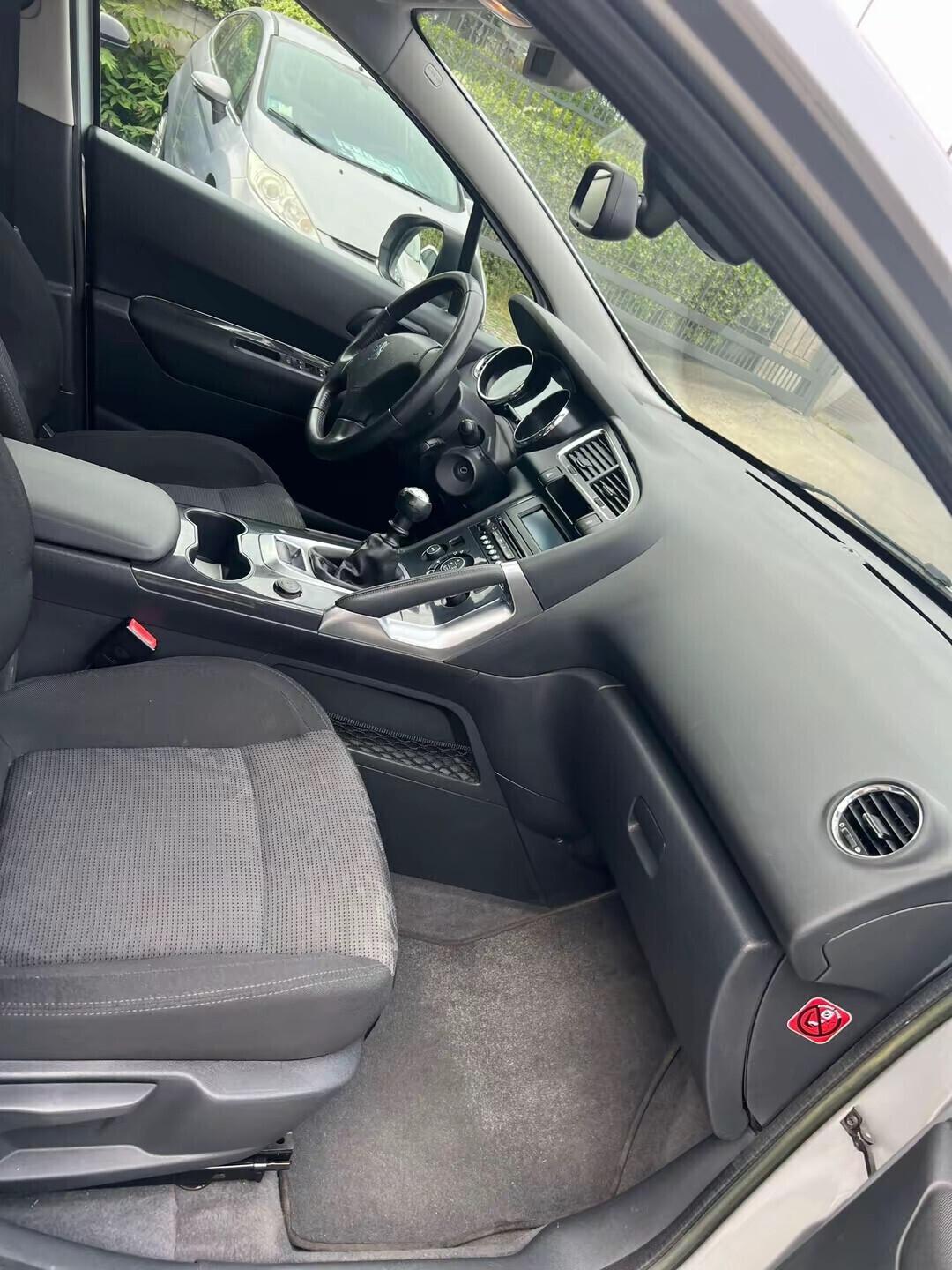 Peugeot 3008 2.0 HDi 163CV aut. Business