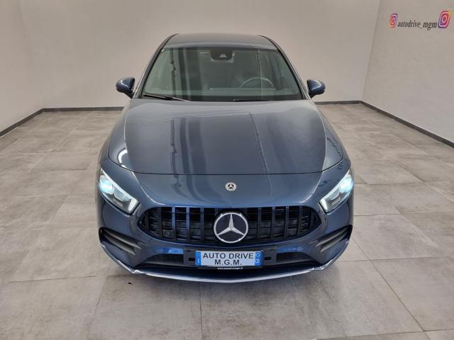 MERCEDES-BENZ A 180 d Automatic Premium