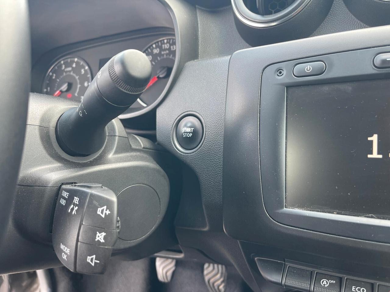 Dacia Duster 1.0 TCe 100 CV ECO-G 4x2 15th Anniversary