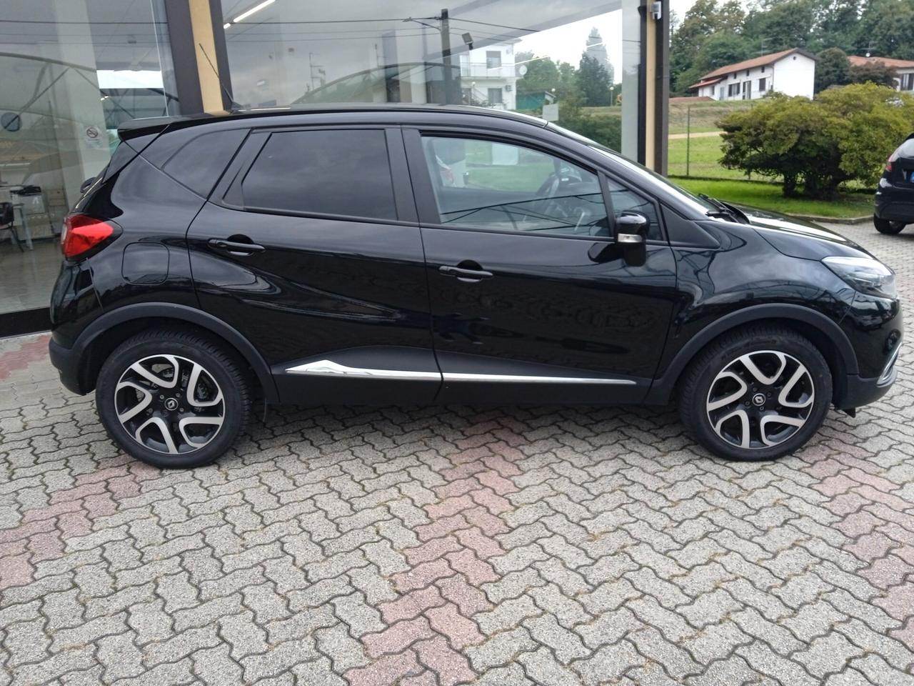 Renault Captur NAVY 17" SENS PARK VETRI SCURI CRUISE CONTROL LIMITATORE DI VELOCITA' VOLANTE MULTIFUNZIONI