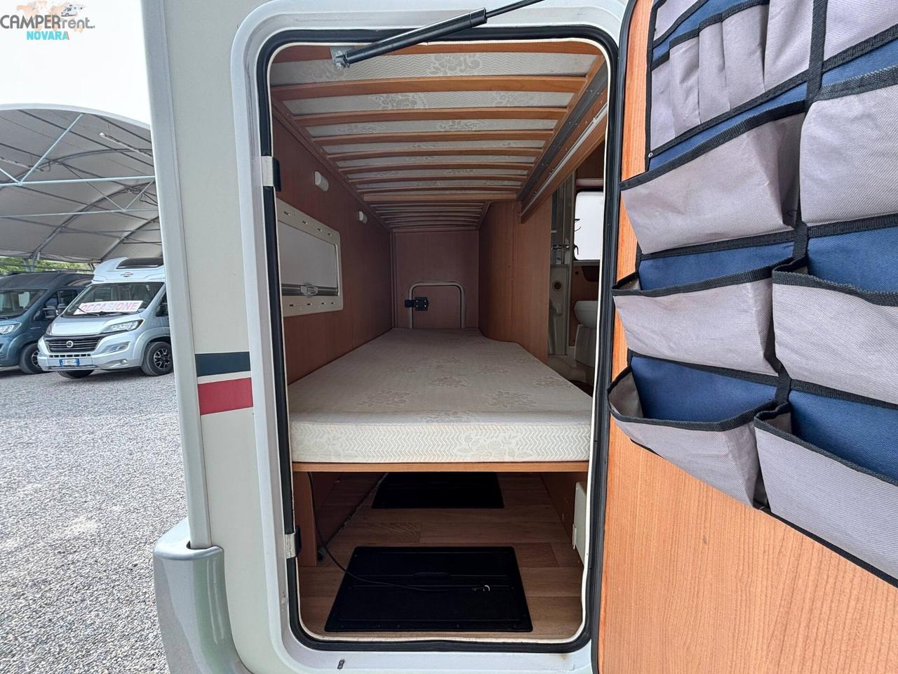 CHALLENGER GENESIS 55 - mansardato con letti a castello in coda