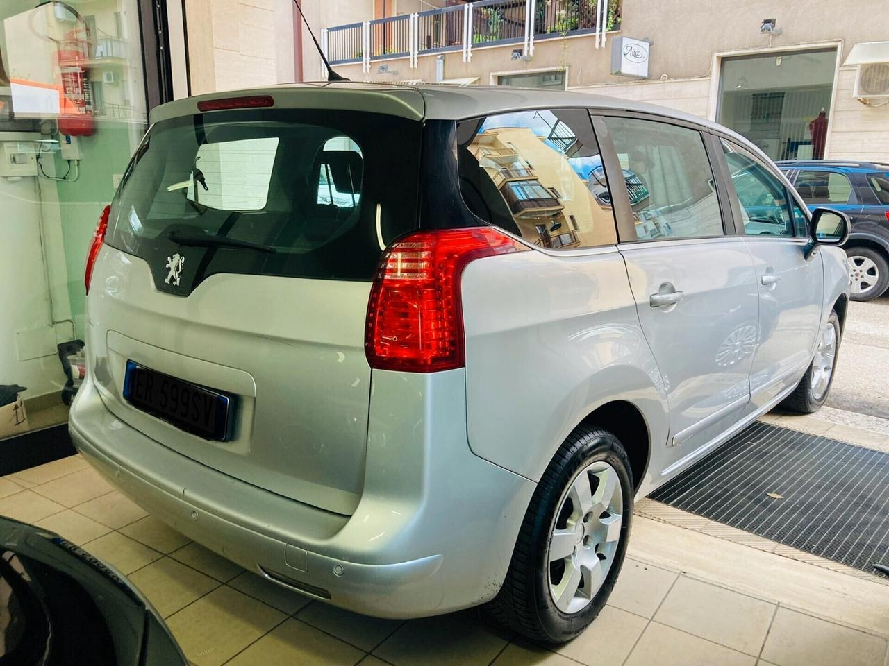 Peugeot 5008 1.6 HDi -SETTE POSTI-2013