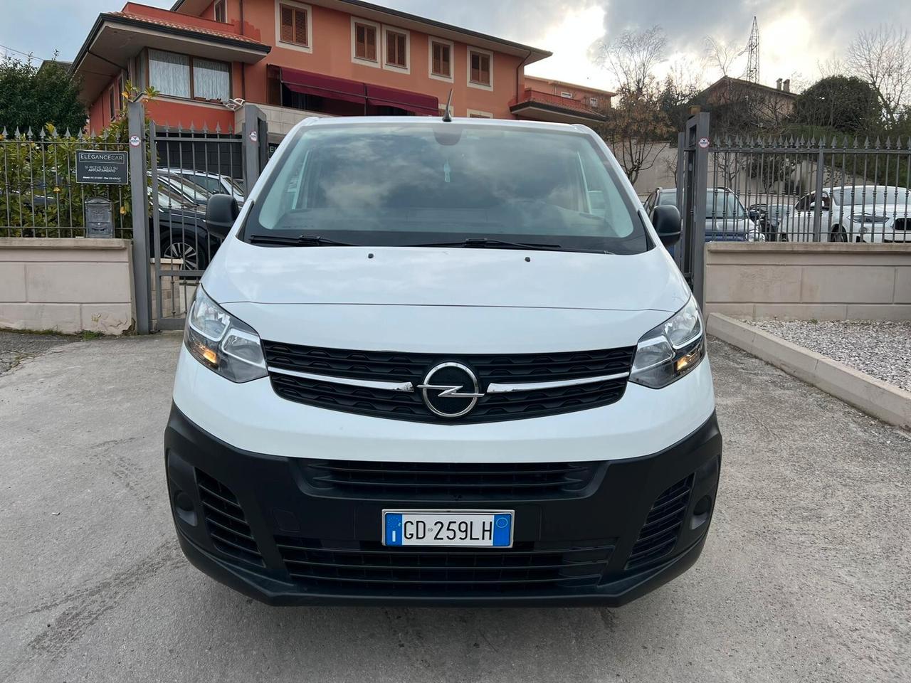 Opel Vivaro 2.0 120cv - automatico