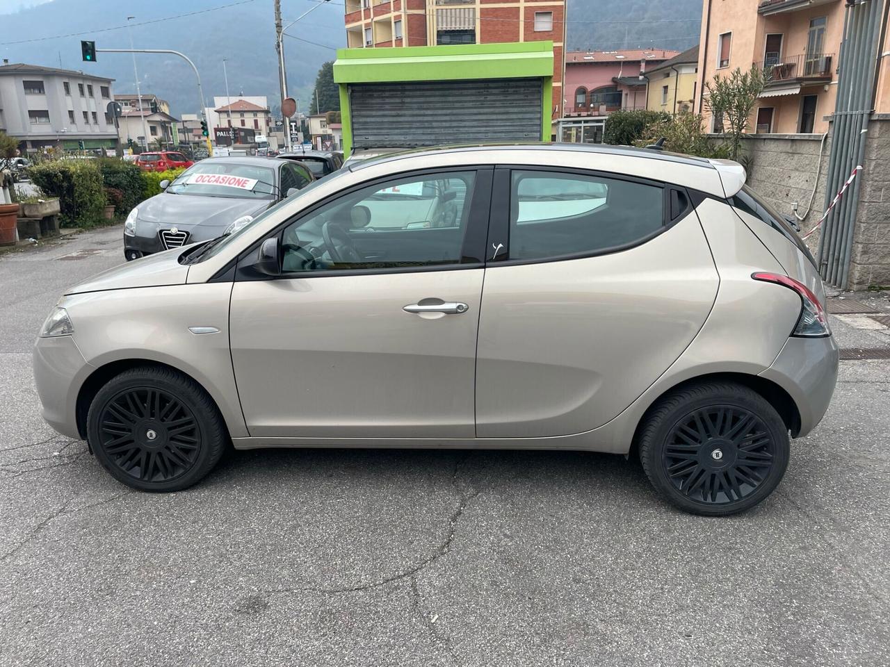 Lancia Ypsilon 1.3 MJT 16V 95 CV 5 porte S&S Gold