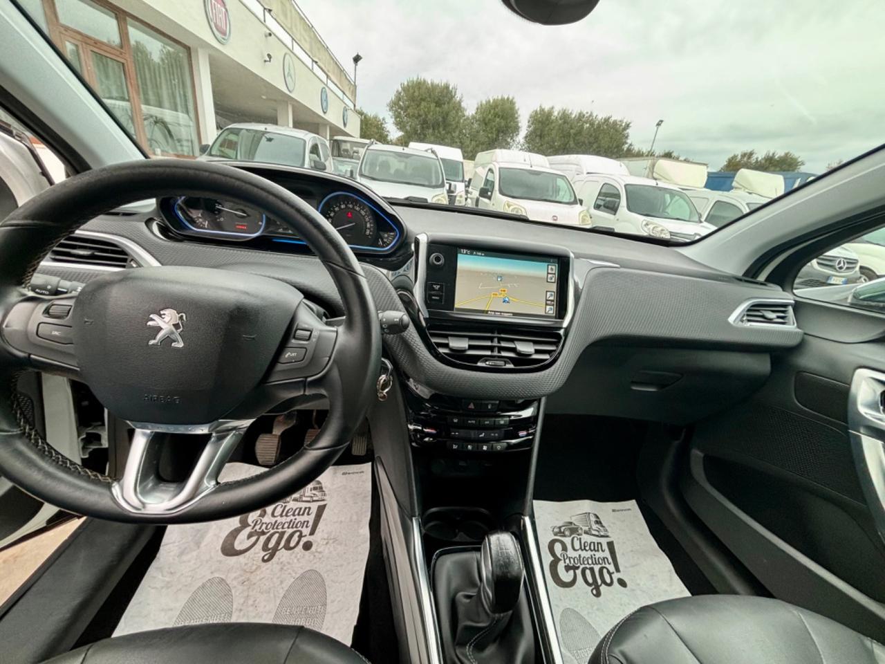 Peugeot 2008 1.6 e-HDi 92 CV Stop&Start Urban Cross 2014