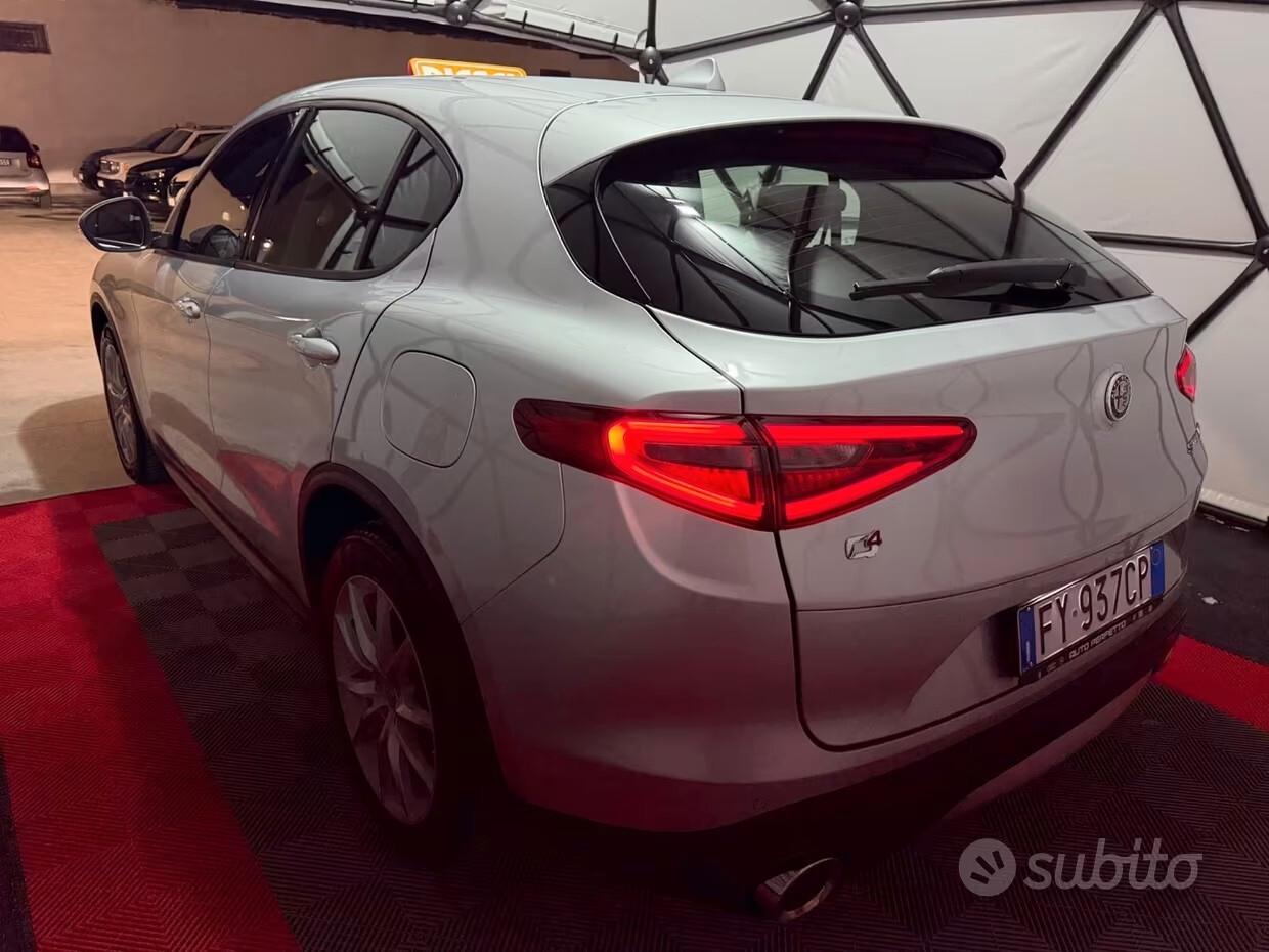 Alfa Romeo Stelvio 2.2 Turbodiesel 210 CV AT8 Q4 Business