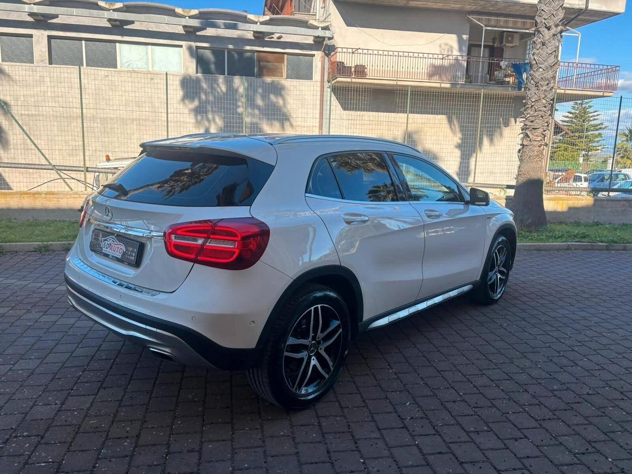 Mercedes-benz GLA 200 d Automatic Sport