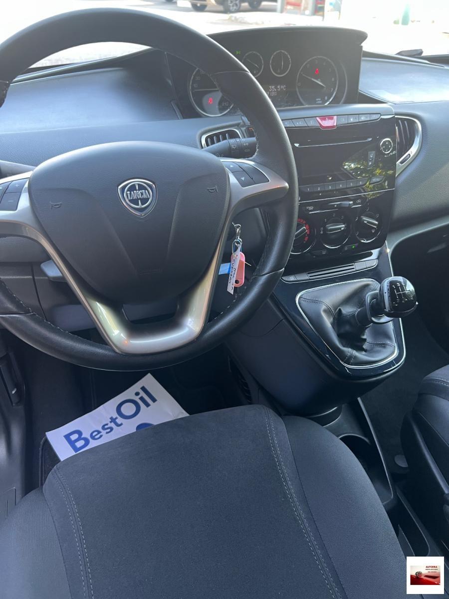 LANCIA - Ypsilon - 0.9 T.Air 85 CV 5 porte Metano Ecochic Gold