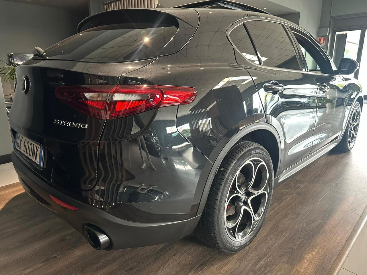 Alfa Romeo Stelvio 2.2 Turbodiesel 190 CV AT8 Q4 Sprint