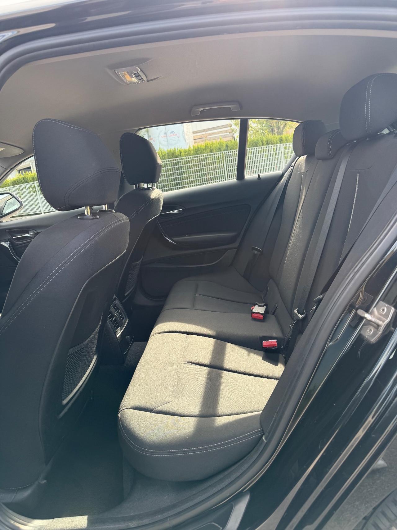 Bmw 118 118d 5p. Msport
