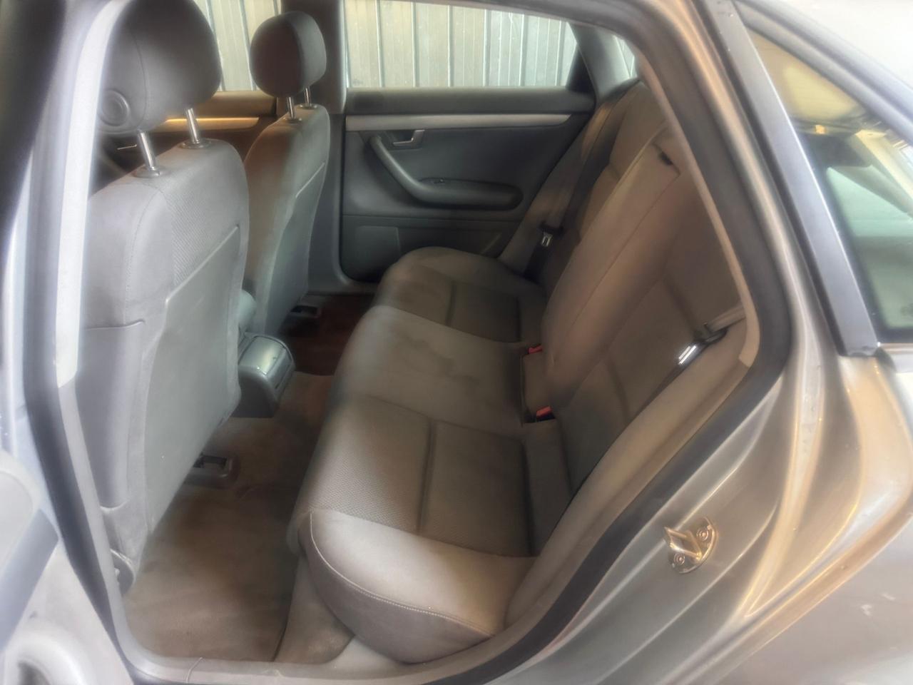 Audi A4 1.9 TDI/130 CV cat BERLINA