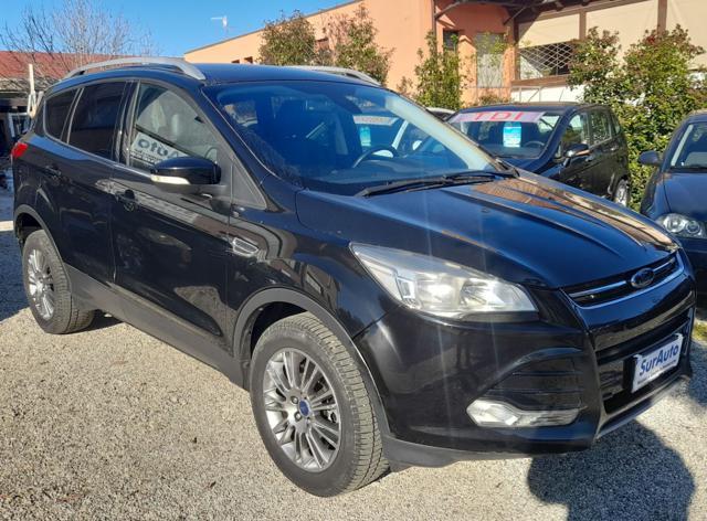 FORD Kuga TDCI 4WD Powershift Titanium