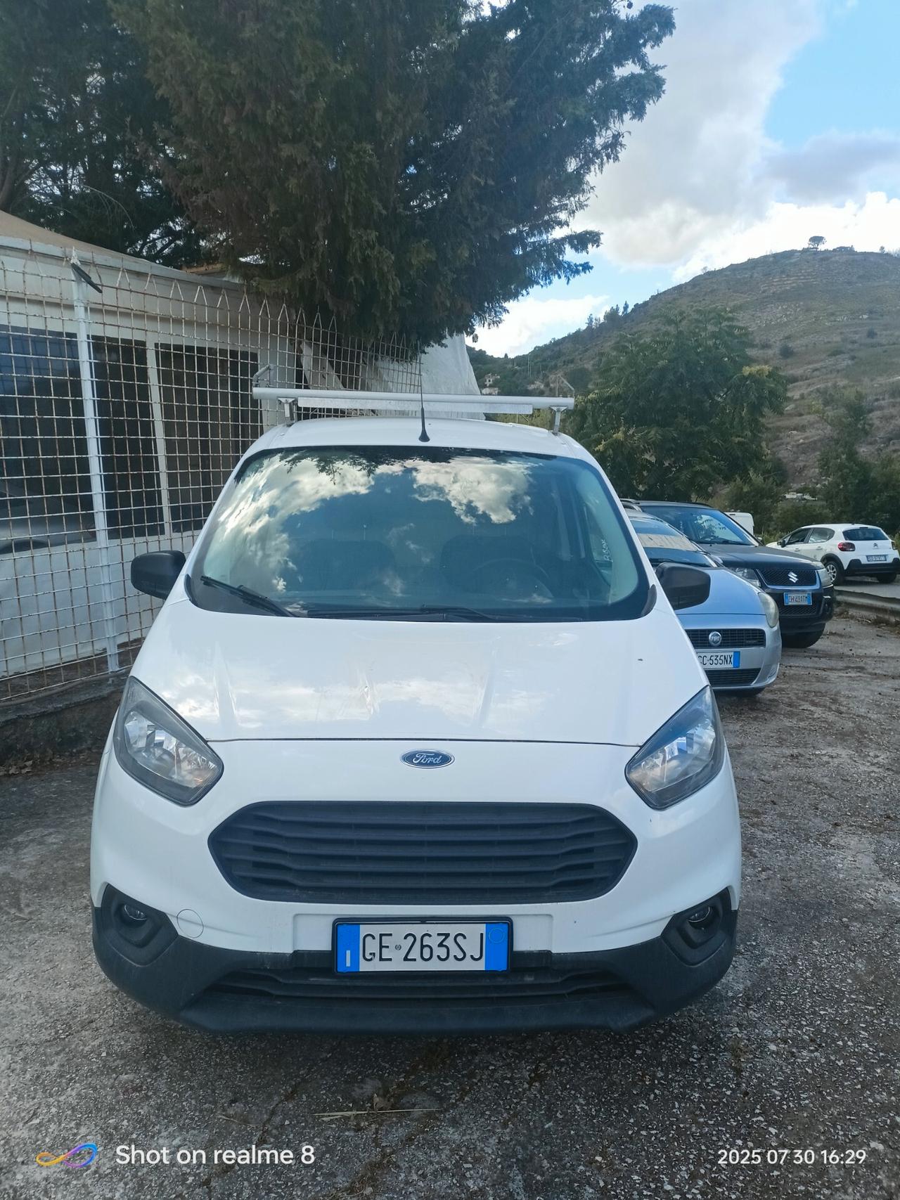 Ford Transit Courier 1.5 TDCi 75CV Van Entry