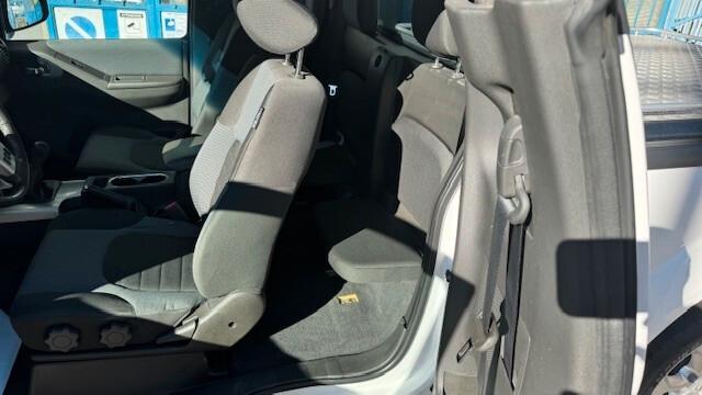 Nissan Navara 2.5 dCi 190CV 4 porte Double Cab LE Plus