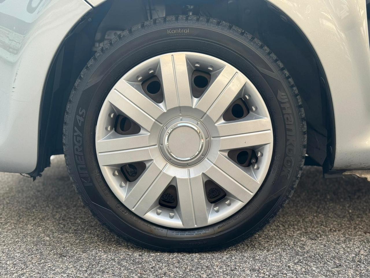 Peugeot 107 1.0 68CV 5p. Sweet Years