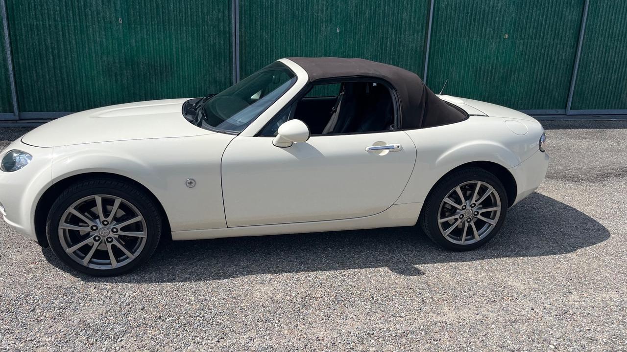 Mazda MX-5 Roadster Coupé 1.8L 16V Niseko