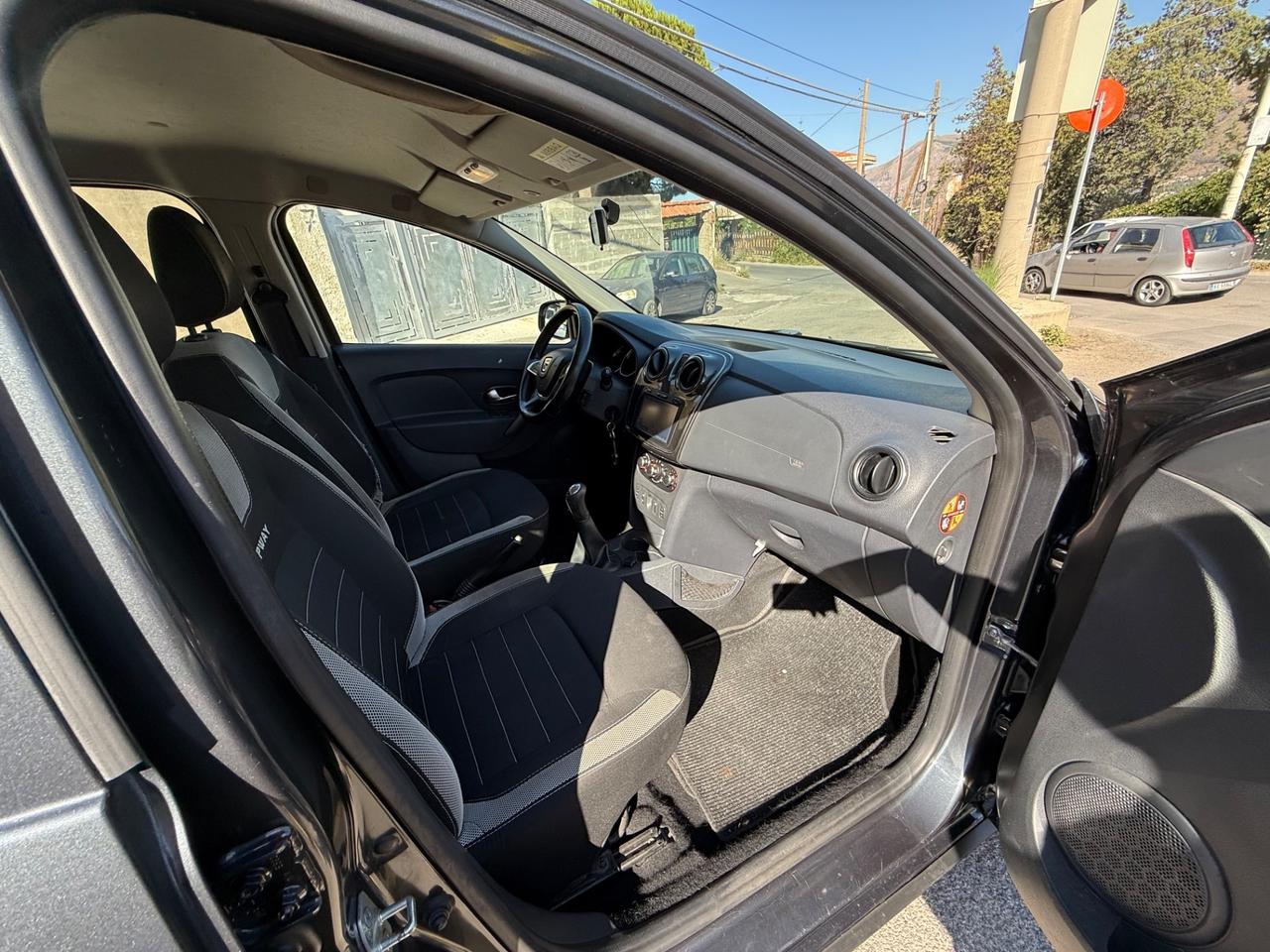 Dacia Sandero 1.5 diesel dCi 95CV